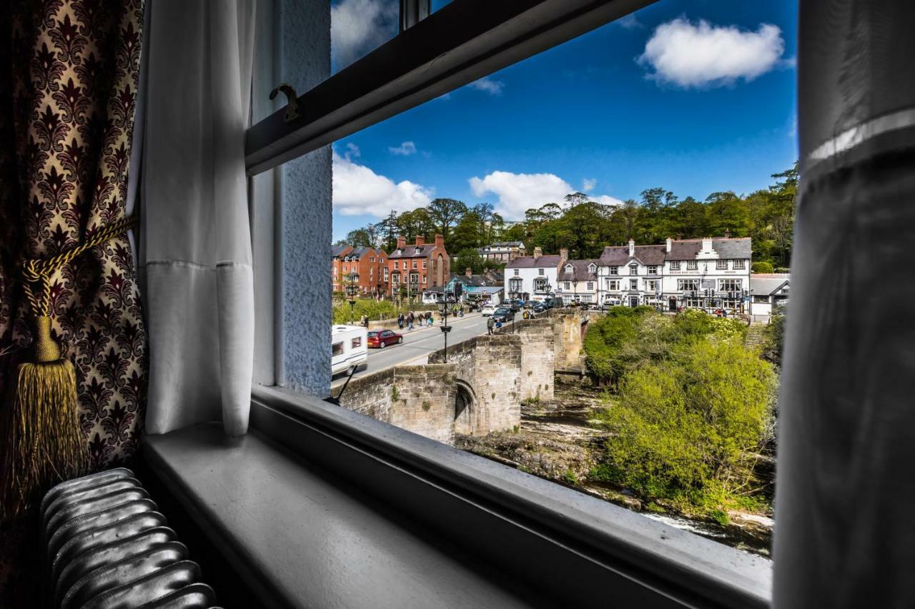The Royal Hotel Llangollen Exterior foto